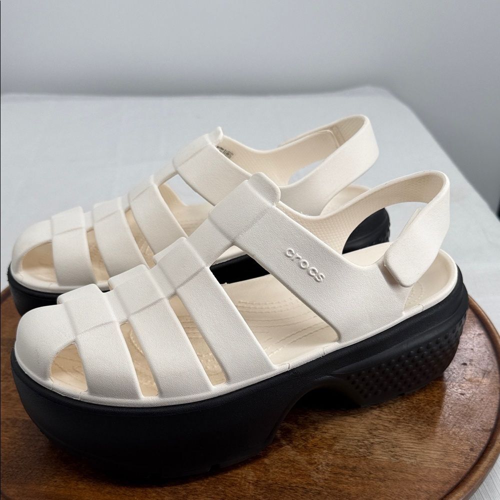CROCS White and Black Platform Fisherman Sandals